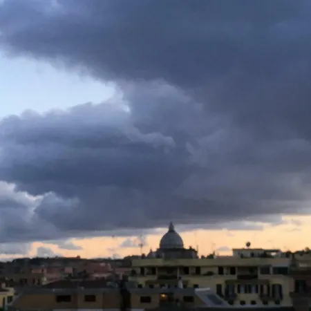 Vatican Next Door * Róma